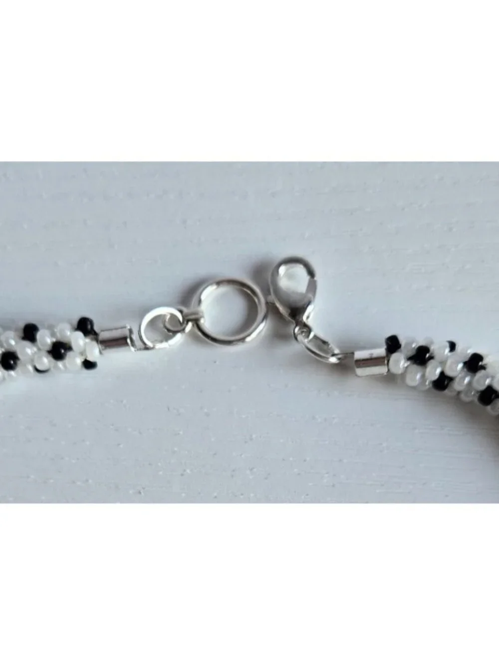 21"Black & White Necklace Medium Seed Bead Kumihimo (Japanese Brading) w/Pendant - Picture 4 of 5
